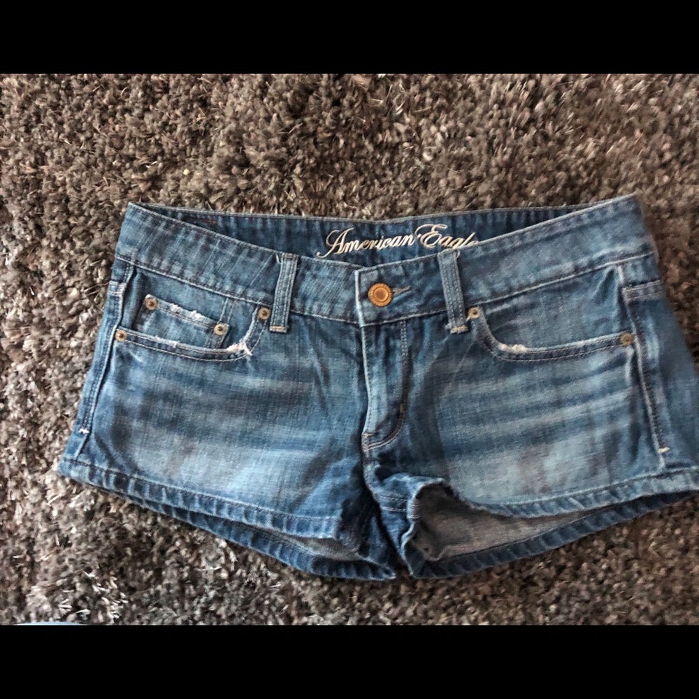 American eagle shorts.